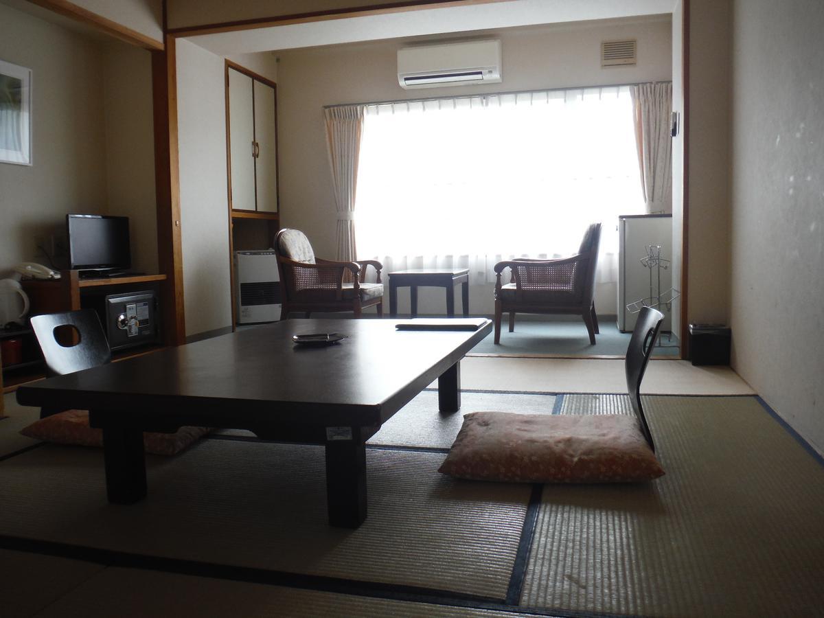 Hotel Sankeien Sapporo Exterior foto